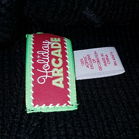 HAPPY NEW YEAR Hats - Picture 3 of 4